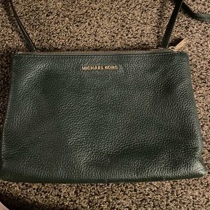 Micheal Kors Crossbody Purse